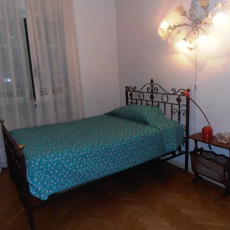 Elegant And Roomy On The Hill Above Chiavari, Calm And Relax Assured Apartment Leivi