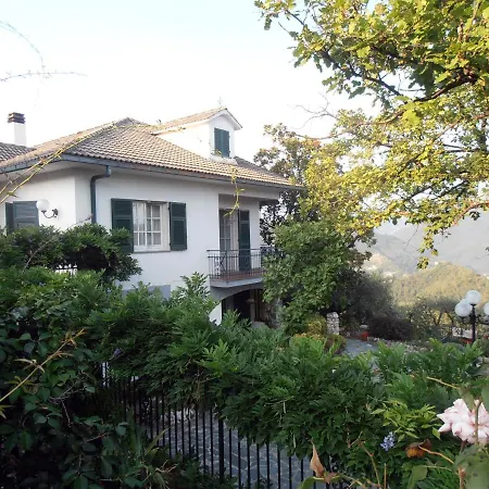 Elegant And Roomy On The Hill Above Chiavari, Calm And Relax Assured