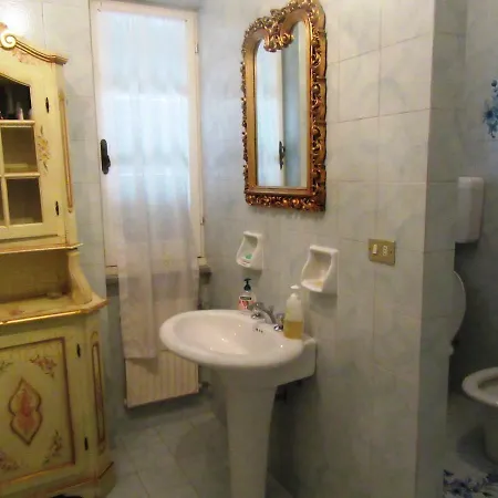 Elegant And Roomy On The Hill Above Chiavari, Calm And Relax Assured Apartment Leivi